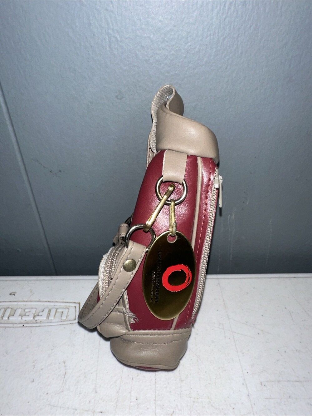 Vtg Lucent Technologies Bell Labs Miniature Golf Bag Keychain Advertisement RED